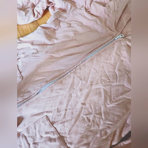 XS Smash&Tess Hooded Zipper Romper - Picture 3 of 4